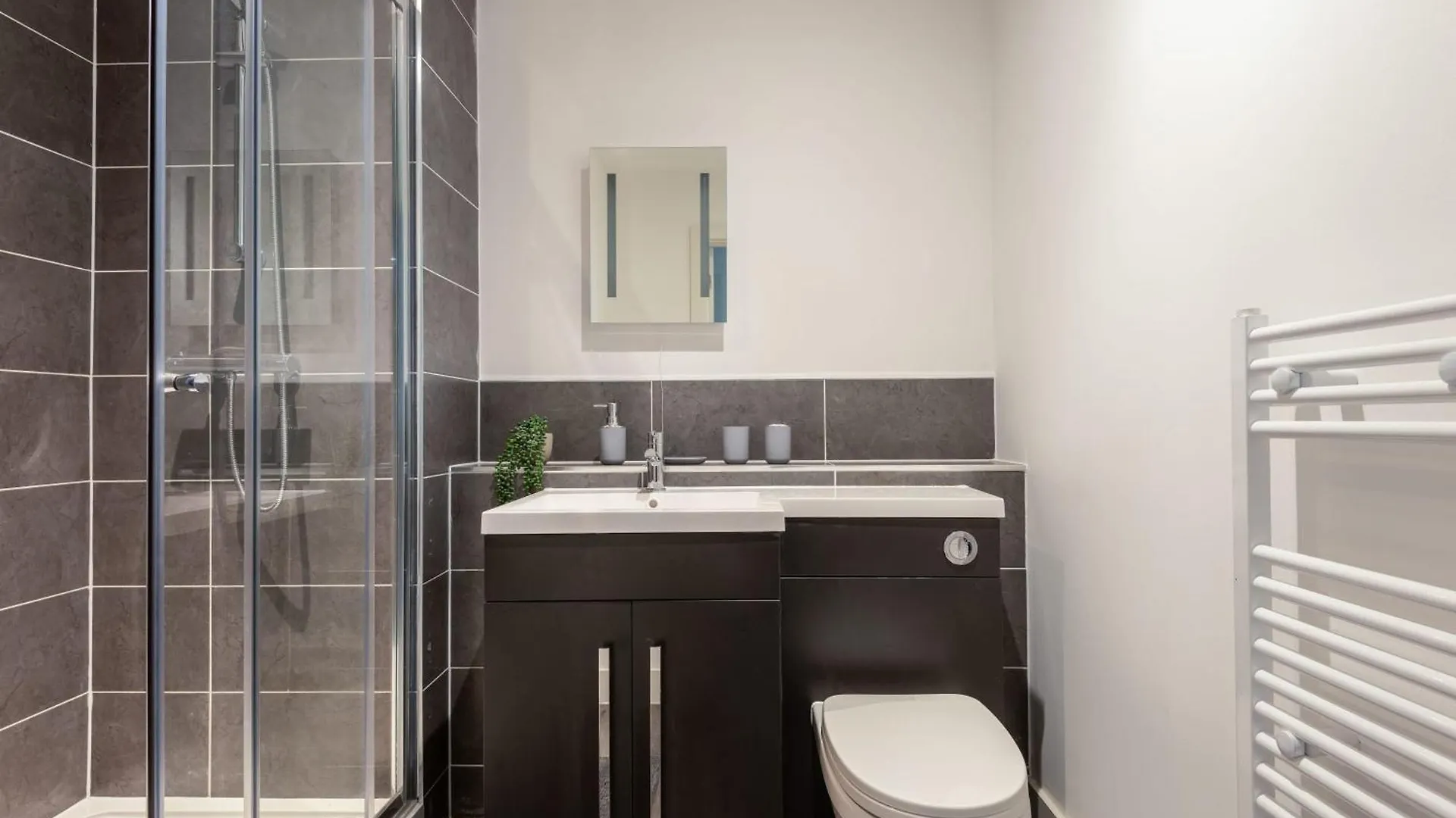 Modern And Spacious Central Rotherham Studio 0*,  Ηνωμένο Βασίλειο